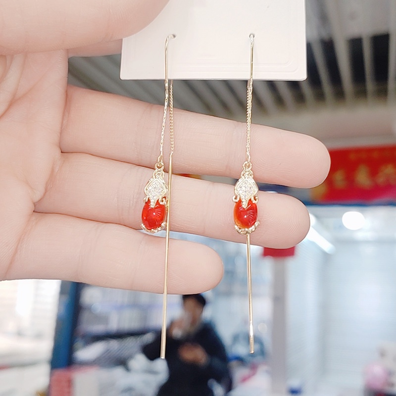 Anting Kait Gantung Desain Pixiu Hias Berlian ruby Untuk Wanita