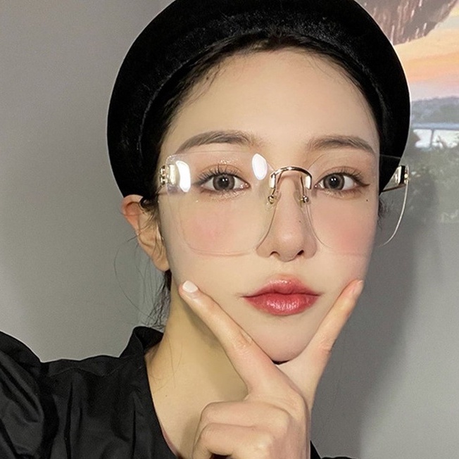 Kacamata Hitam Wanita Model Retro Frame Besar