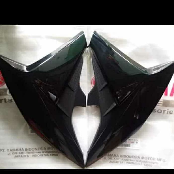 sayap depan vixion advance sepasang hitam original ygp  yamaha