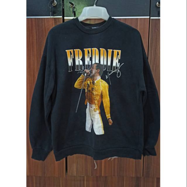 Jersey License Bershka Preloved