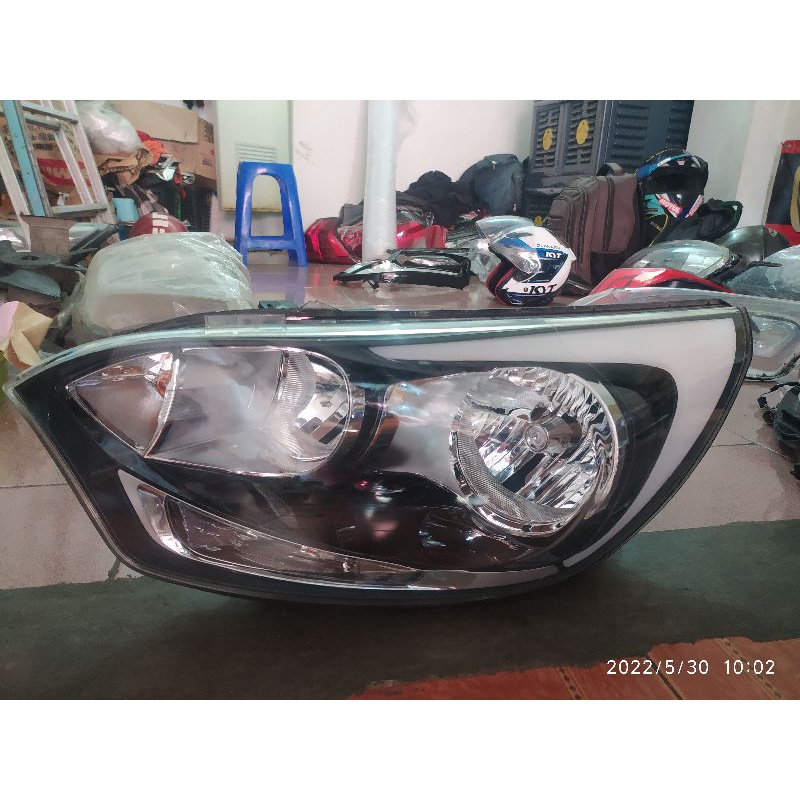 Headlamp Lampu Depan KIA RIO