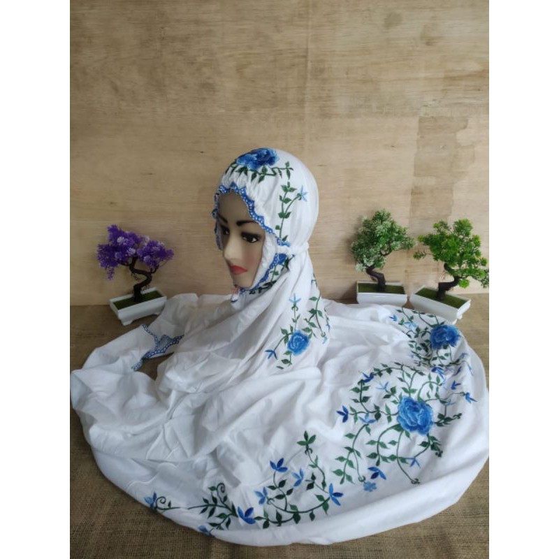 MUKENA RAYON BORDIR BUNGA KECIL