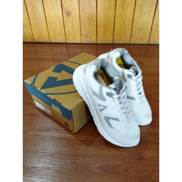 Aerostreet Osaka Putih Abu Muda BNIB - Sepatu Sneakers Casual