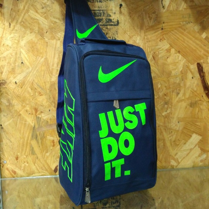 Tas Sepatu Futsal / Bola Nike Justdoit