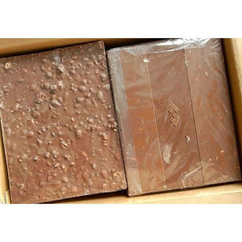 

coklat Silverqueen 1 kg balok