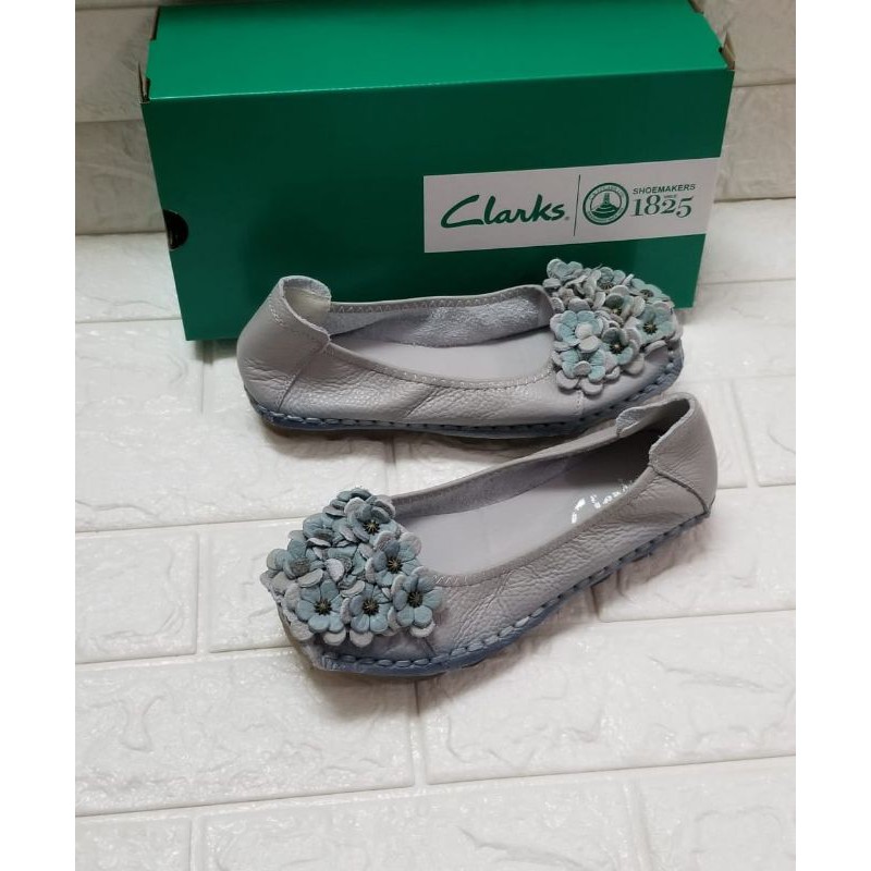 Clarks Flat / Clarks bunga melati renbow / Sepatu wanita clarks