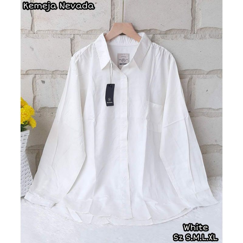 kemeja nevada putih/hitam