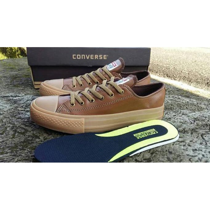 promo sepatu sneakers pria kulit / sepatu sekolah converse / sepatu pria terbaru