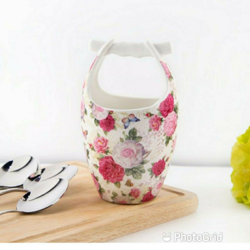 Tempat Sendok Capodimonte tanpa tutup