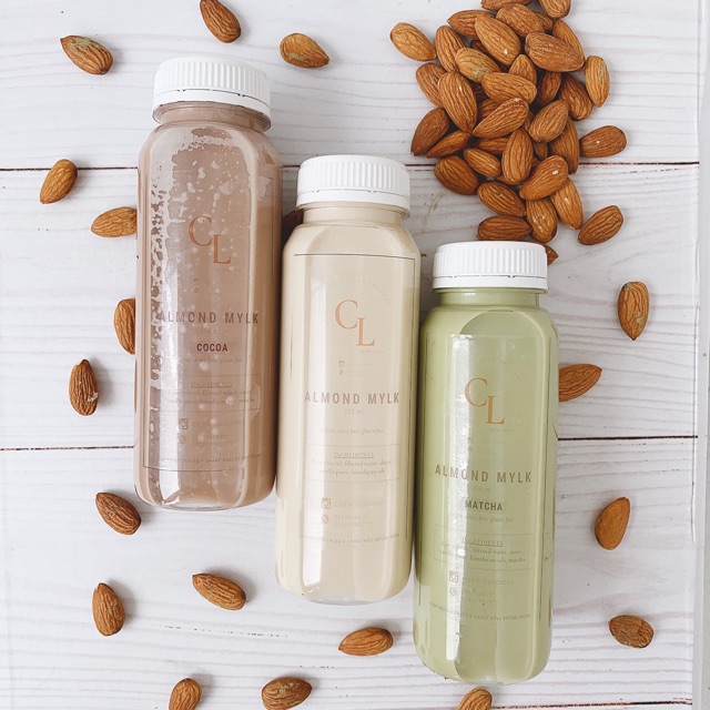 

Almond and Oat Mylk by Chew Luscious