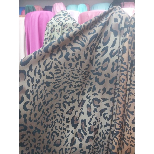 kain wolvis motif macan/bahan wolvis motif/bahan baju/bahan wolfis meteran