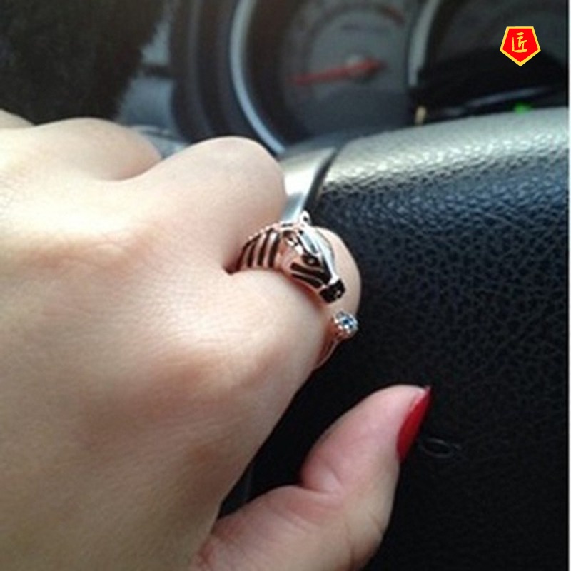 [Ready Stock]Creative Horse Head Diamond Animal Shape Ring