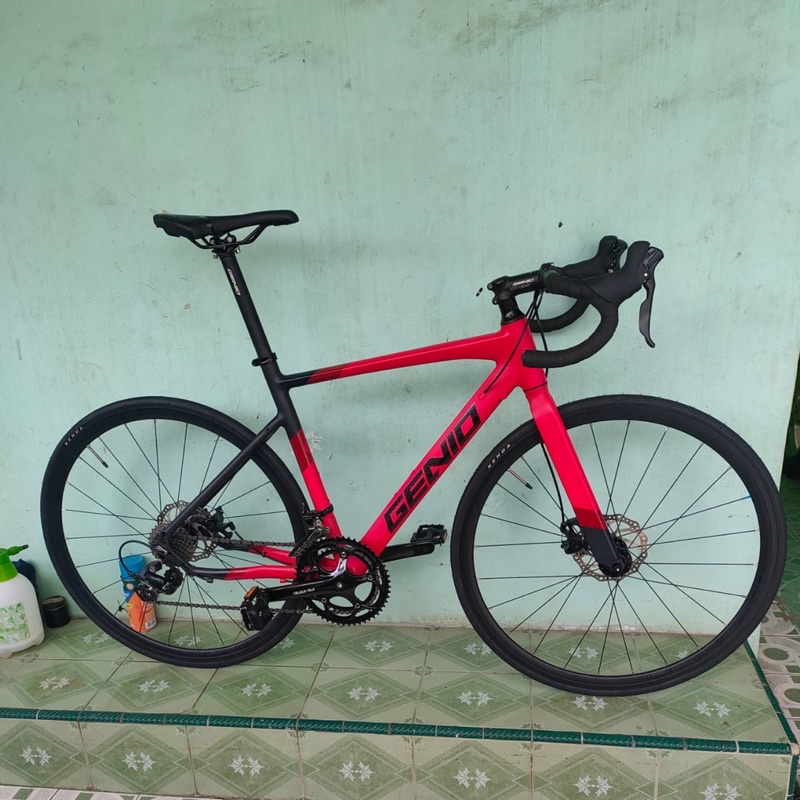 Road Bike Genio Breaker 2.0 size 50 (used and upgraded)