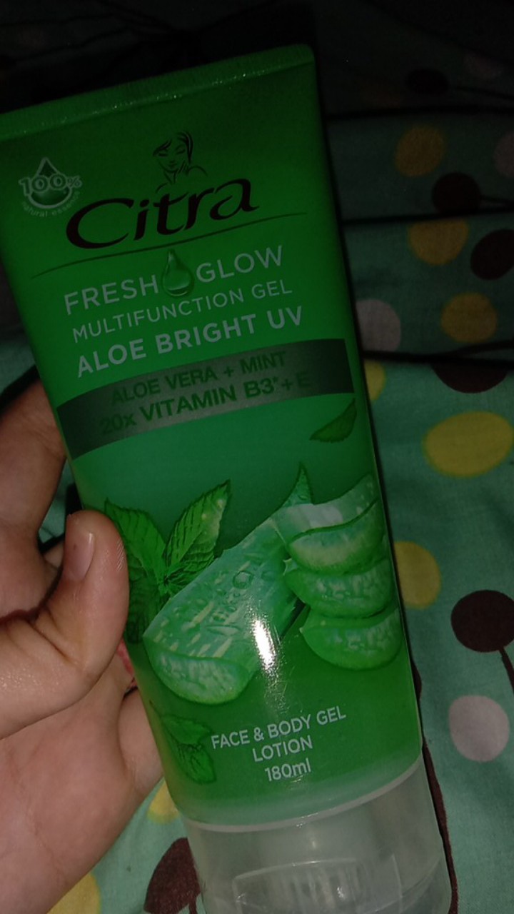 Citra Fresh Glow Multifunction Gel  Bright Uv 180ml