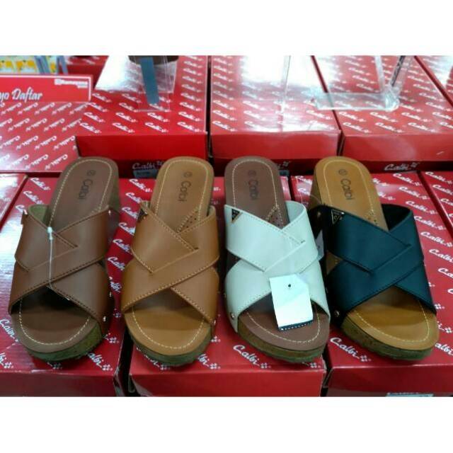 Sandal wedges Calbi original