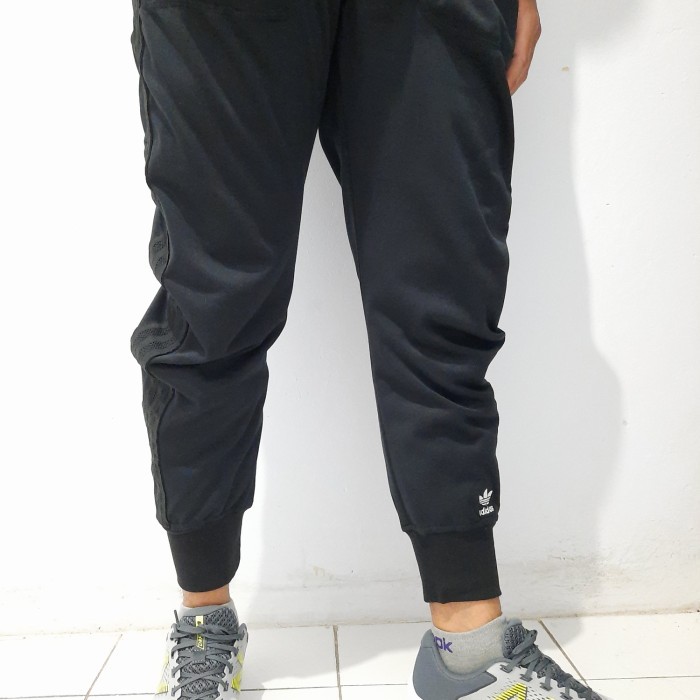 (NEW) Jogger Adidas Men’s Trefoil Cuffed Pants Original