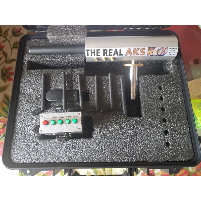 THE REAL AKS GOLD DETECTOR