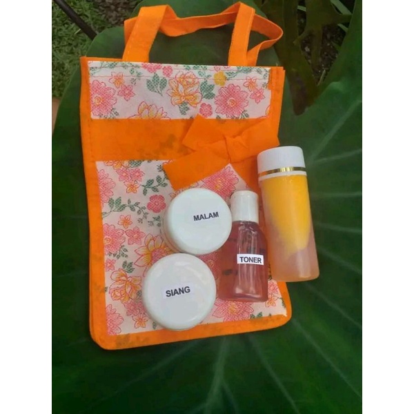 Cream_HN_ORIGINAL_Mamy hetty order 10paket free 1paket