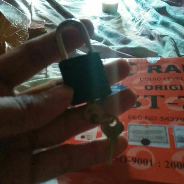 Gembok Besi Hitam Merk. Random Uk. 20mm-60mm Dari China Semua Ukuran Leher Pendek Murah