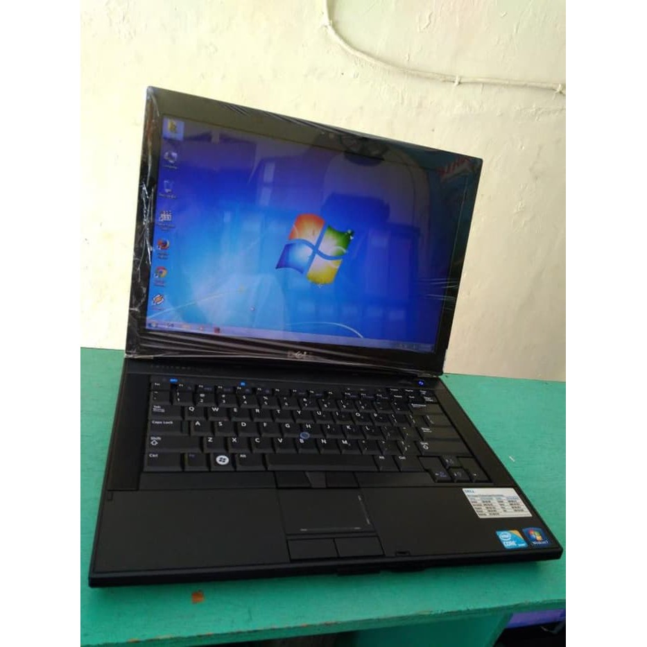 Laptop Dell Latitude E6410 Intel Core i5-Bonus Tas/Mouse