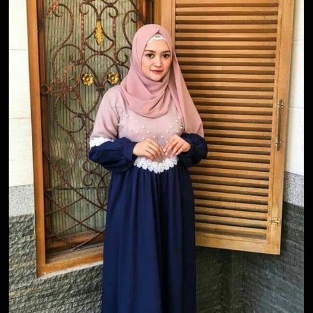Vanessa viola hijab