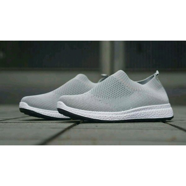 Adidas NMD import//Sepatu sport wanita//Sepatu adidas wanita