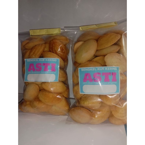 

kue bolu kering