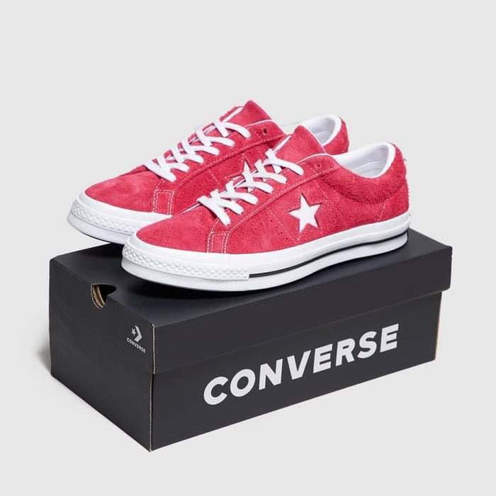 pink suede converse one star