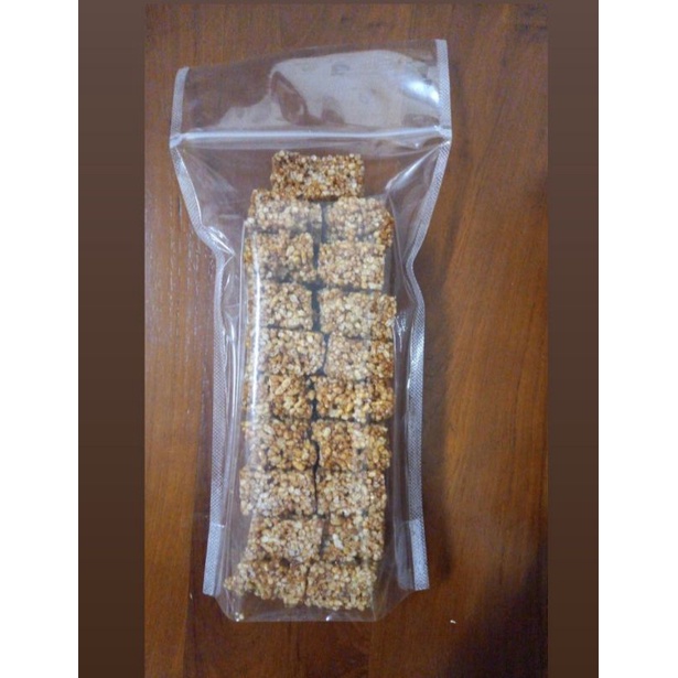 

Kue Ranggina atau Rengginang