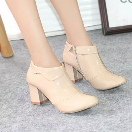 Sepatu Boots Wanita glossi Tinggi 7cm