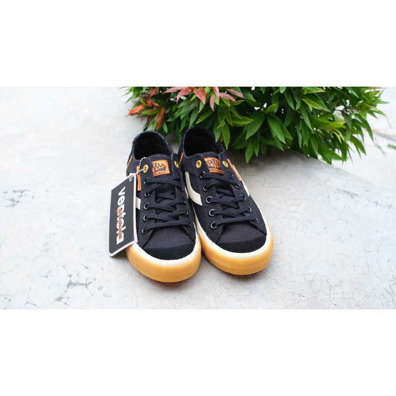 Ventela X Nevertoolavish Noir Low