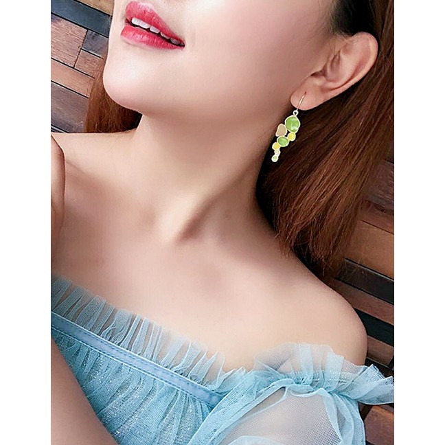 LRC Anting Tusuk Fashion F Prince Princess Color Asymmetrical Earrings F8801X