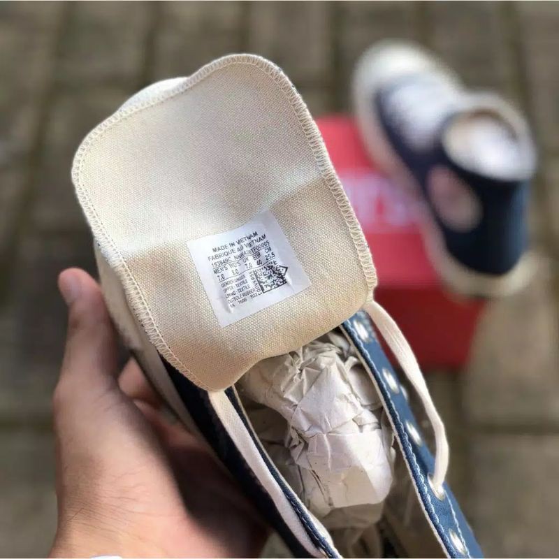 CONVERSE 70S HIGH NAVYPREMIUM BNIB FULL TAG BARCODE VIETNAM