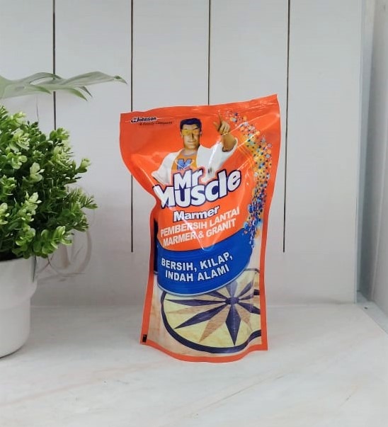 Mr Muscle Marmer Pouch 800 ml