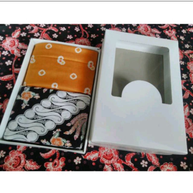 kardus pekking batik / batik sragen / batik solo / kain batik / batik tulis / batik murah / batik pr