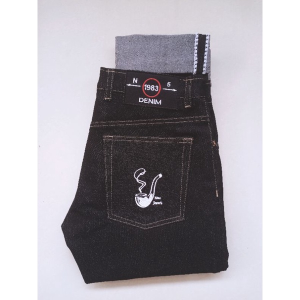 raw denim shelvedge shell stitch vector 14 oz