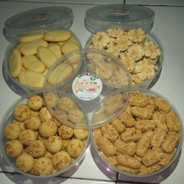 

Nastar / Kastengel / Sagu Keju / Lidah Kucing / Putri Salju Kacang Mede