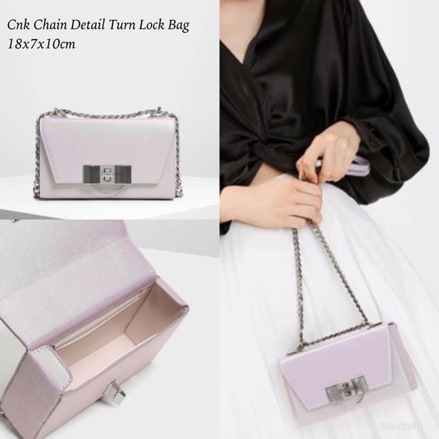 chain detail turn lock bag