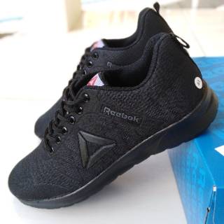  SEPATU  SEKOLAH  HITAM POLOS REEBOK  CASUAL SNEAKERS PRIA 