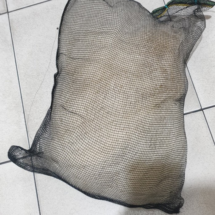 JARING NELAYAN BEKAS