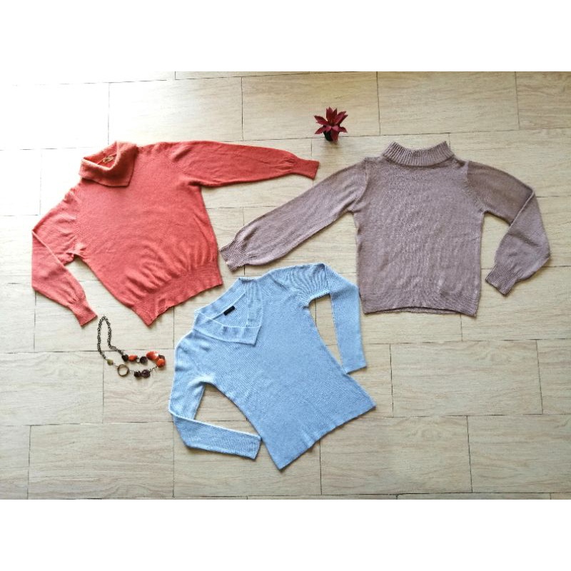 Sweater Rajut Lengan Semi Balon Preloved