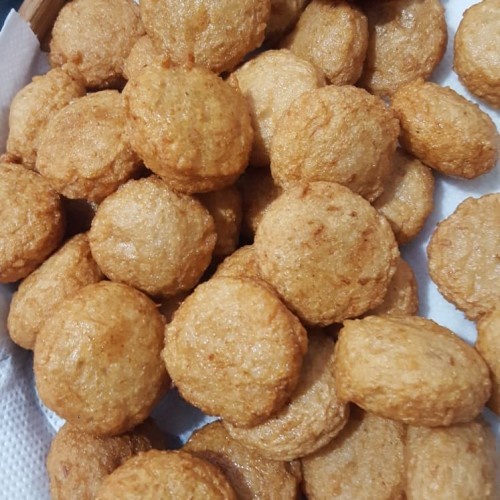 

Pempek Goreng/Kulit/Empiang Ikan Tenggiri 100% Fresh-Halal
