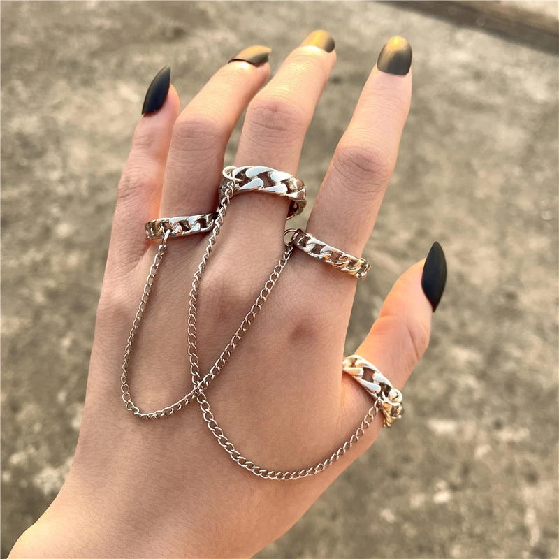 2pcs / Set Cincin Rantai Silang Bahan Alloy Warna Silver Gaya Punk Hip-Hop Vintage Untuk Wanita