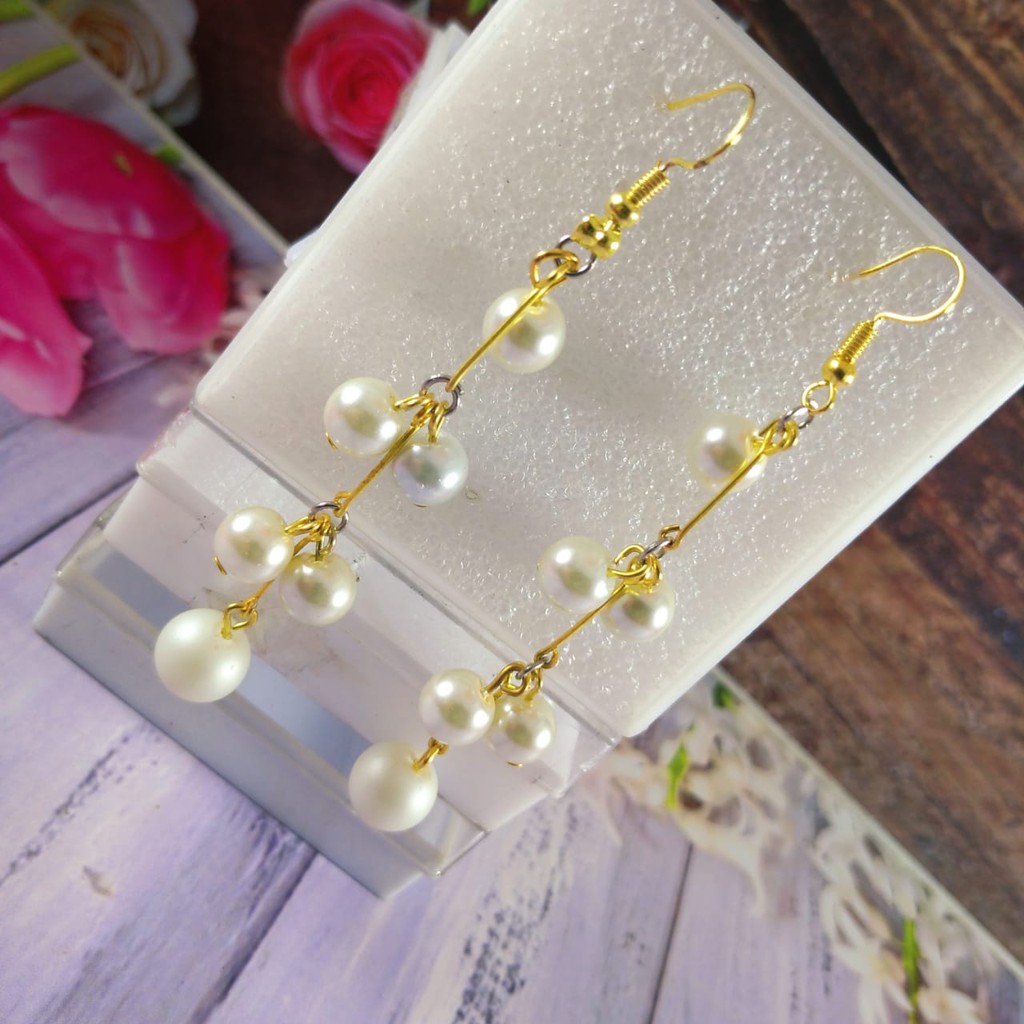 Anting mutiara susun  Handmade/Giwang korea murah / anting kekinian by  tokopelanginicer