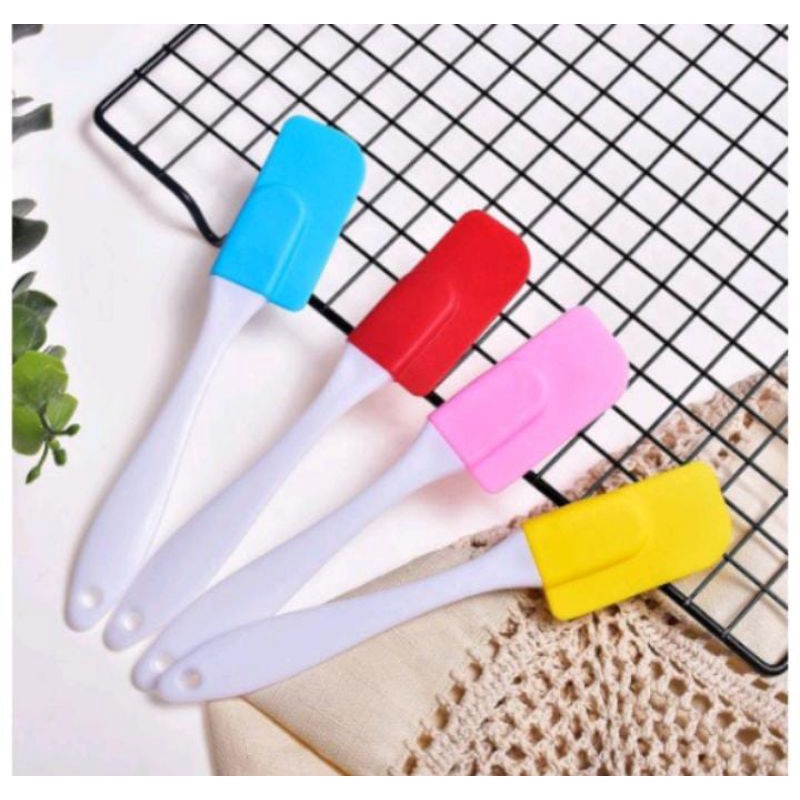 Spatula Silicone / Alat Aduk Adonan Kue Anti Lengket Food Grade Elastis Tahan Panas Oles Cake Silikon