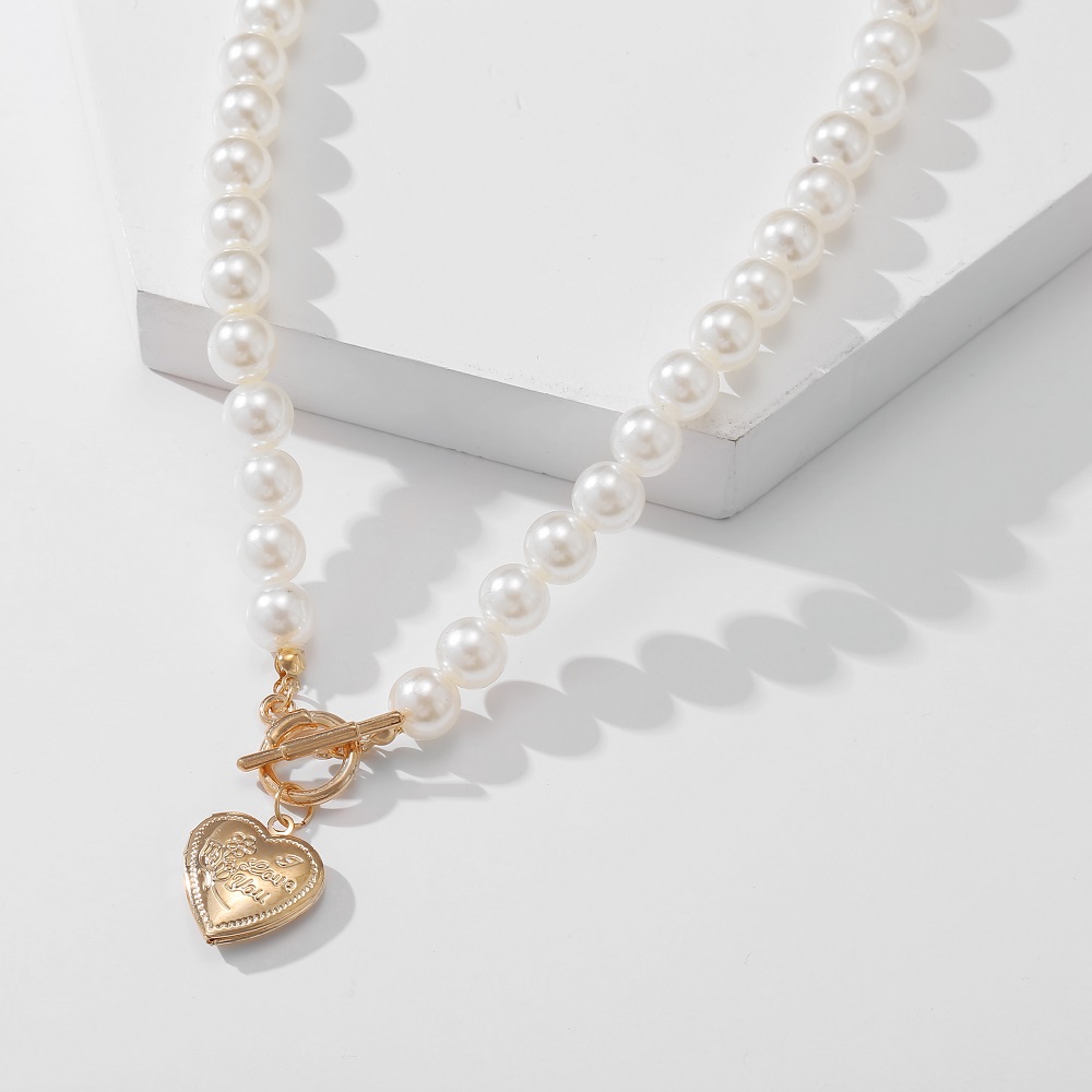 AY(CN) Ifyou Personalized Pearl Necklace Heart Chain Lock Pendant Fashion Korean Female Jewelry Accessories