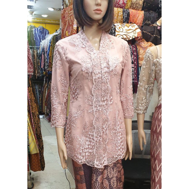 KEBAYA BROKAT SILVER