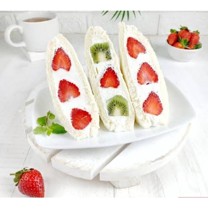 

Roti sandwich buah