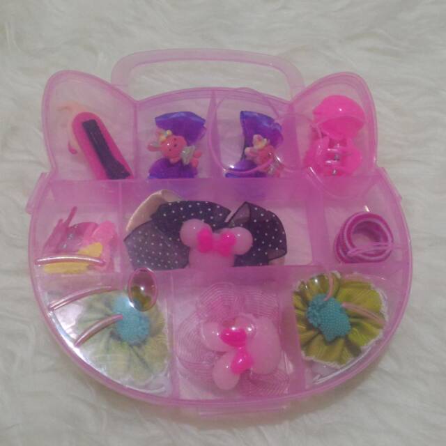 Set Jepit rambut  dengan Kotak aksesories bentuk hello kitty