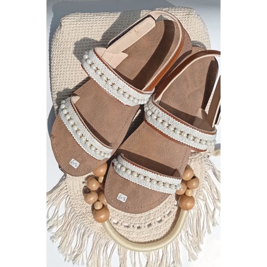 White Pearl SS, sandal boho, boho sandal, sandal etnik, sandal bohemian, sandal pantai, sandal Bali,